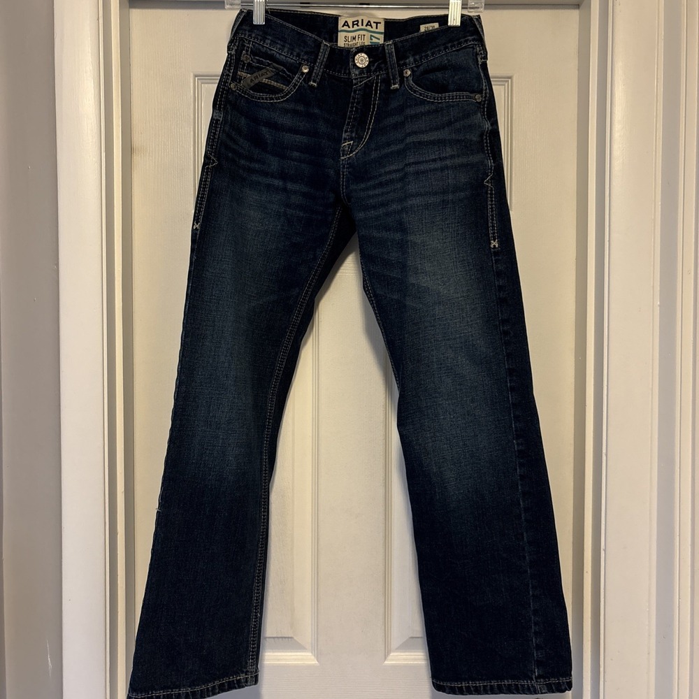 Ariat 28x 30 (actual 29) Slim Fit Straight Leg M7 Coltrane Dark Wash Western